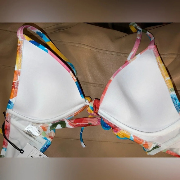 Shade &Shore, 34B, NWT Pink floral, bikini top with a halter neck,waist tie - Picture 3 of 11